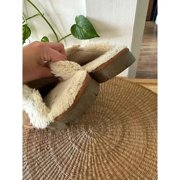 Secret Treasures women’s size 9 Slippers - Picture 5 of 8